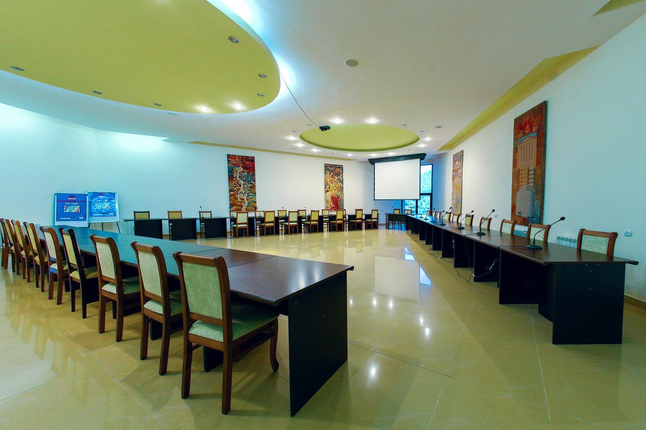 Ani Resort Artavaz Εξωτερικό φωτογραφία
